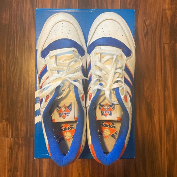 Men Adidas Rivalry Low - Picture 4 of 6